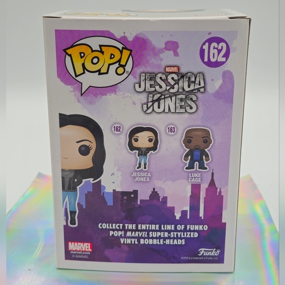 Funko POP! Jessica Jones #162 Vinyl Figure - Picture 5 of 8